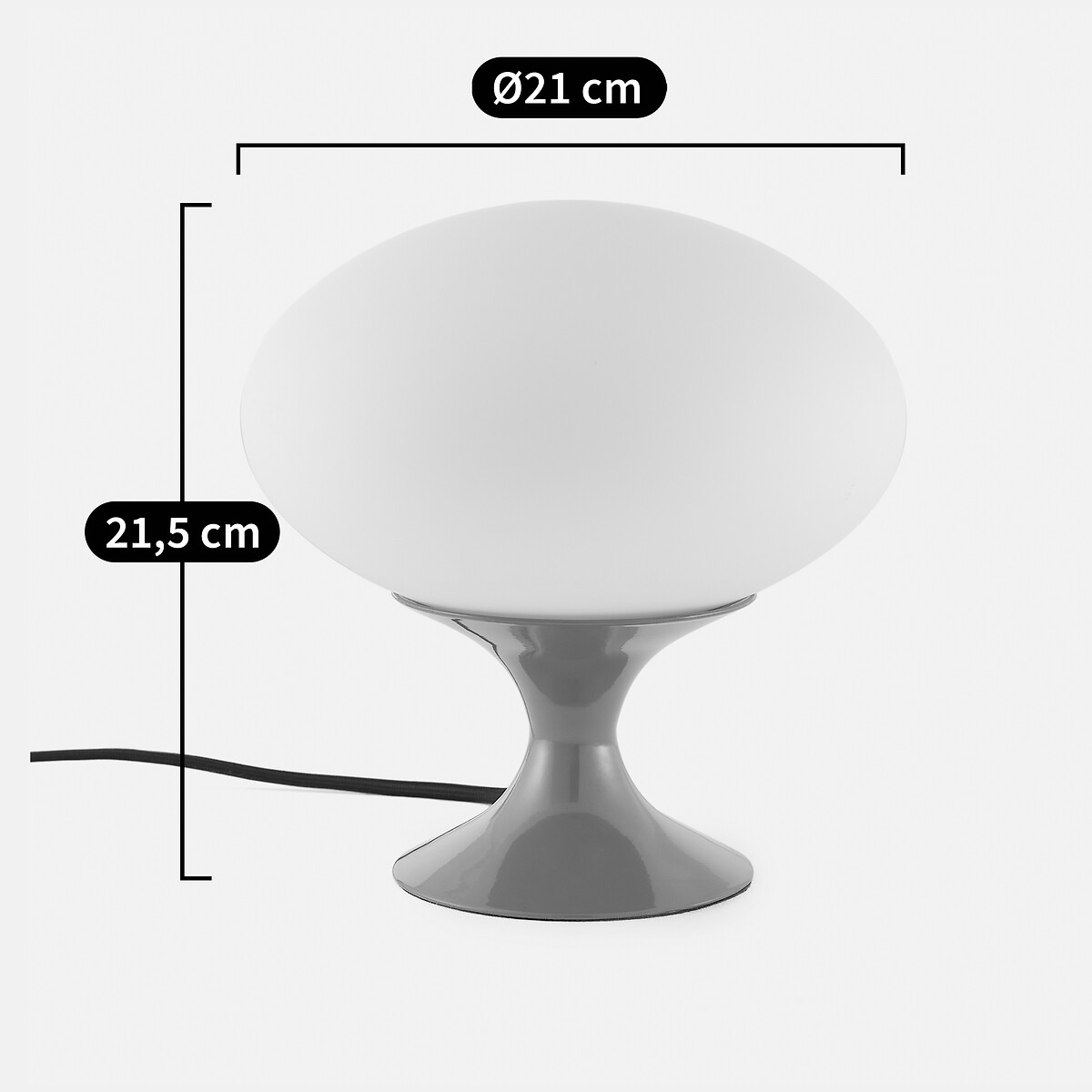 LA REDOUTE INTERIEURS<br>Candeeiro de mesa em vidro opalino e ferro Merisa