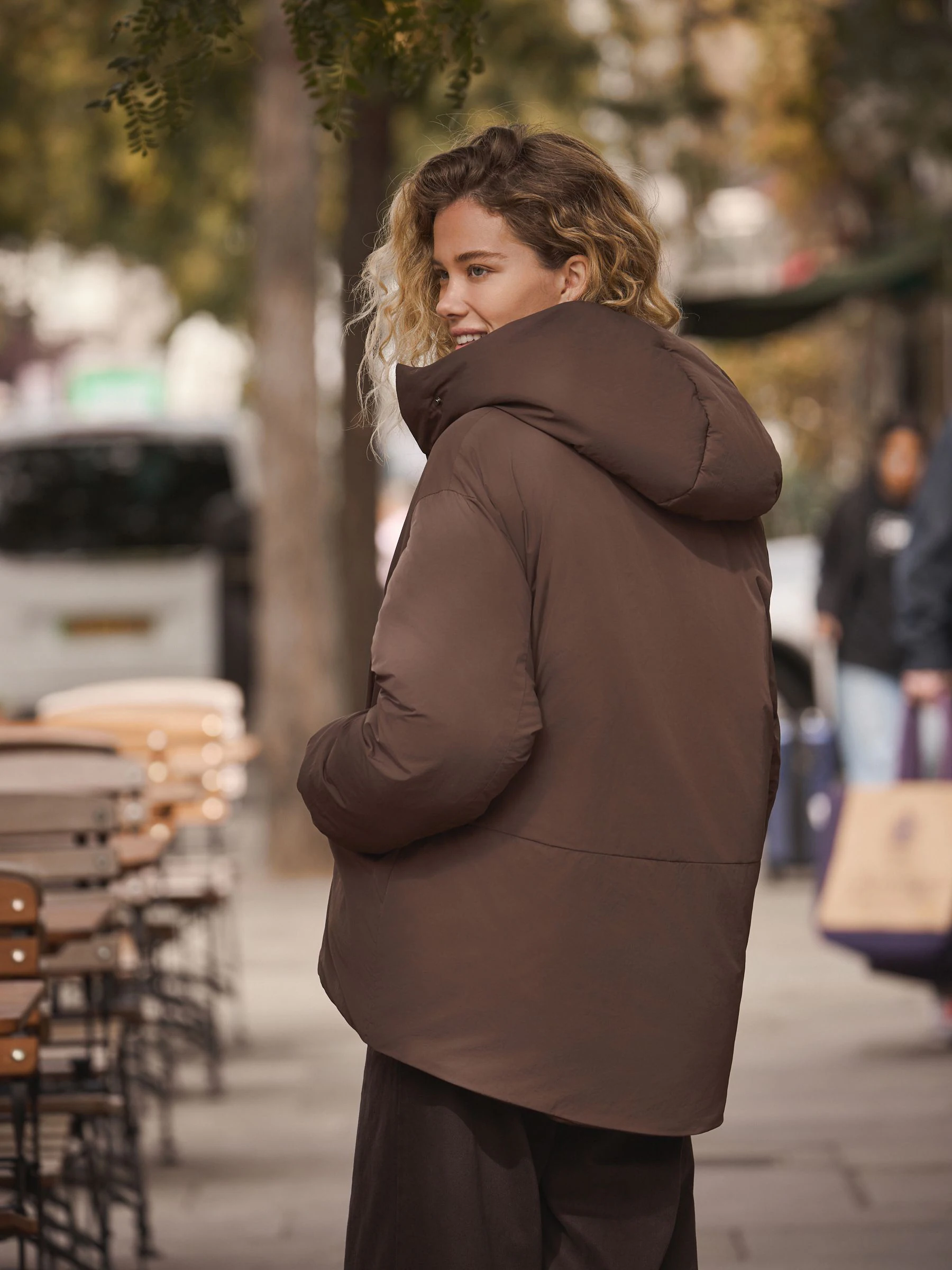 Chocoladebruin - Bubble Hem Padded Coat with Hood