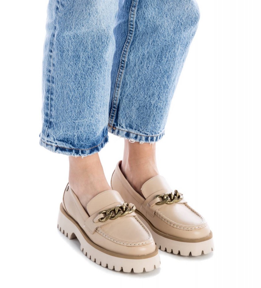 Sapatos de couro Carmela 160358 bege