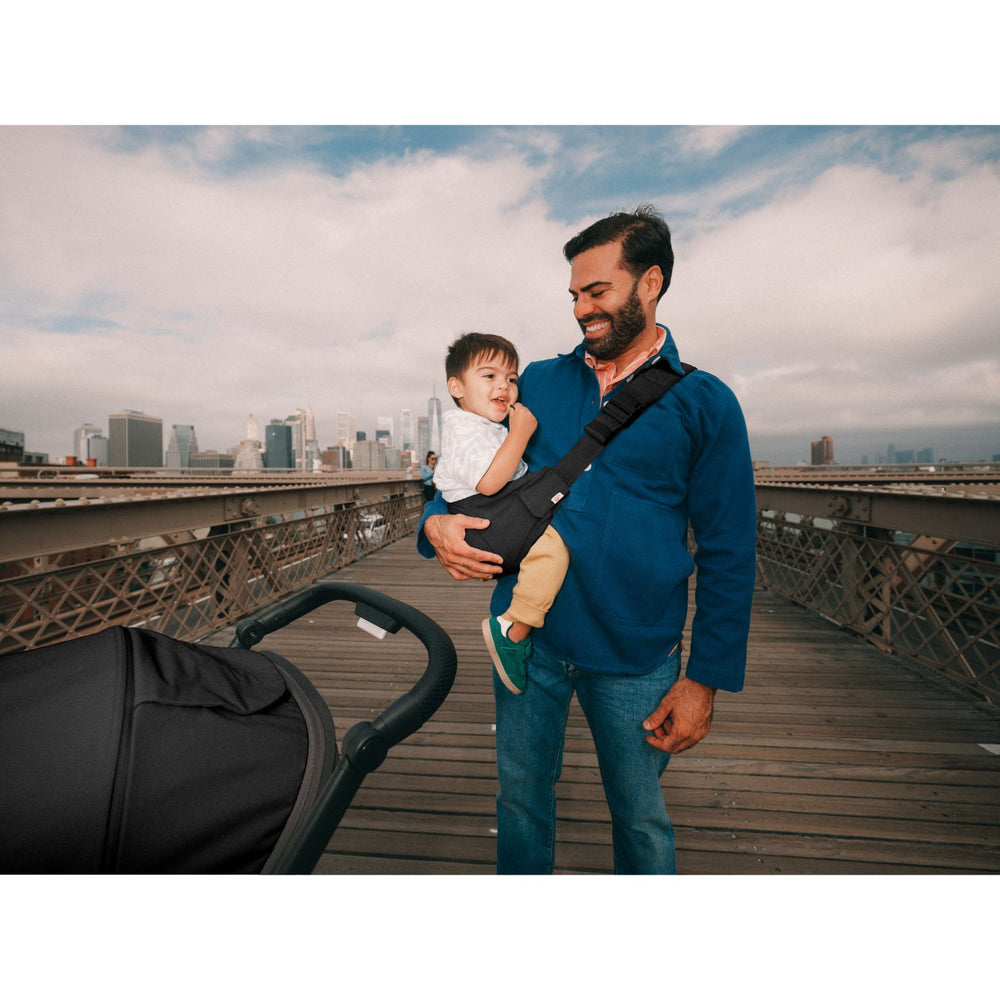 Køb Ergobaby Onyx Black Upsie Slynge Bæresele