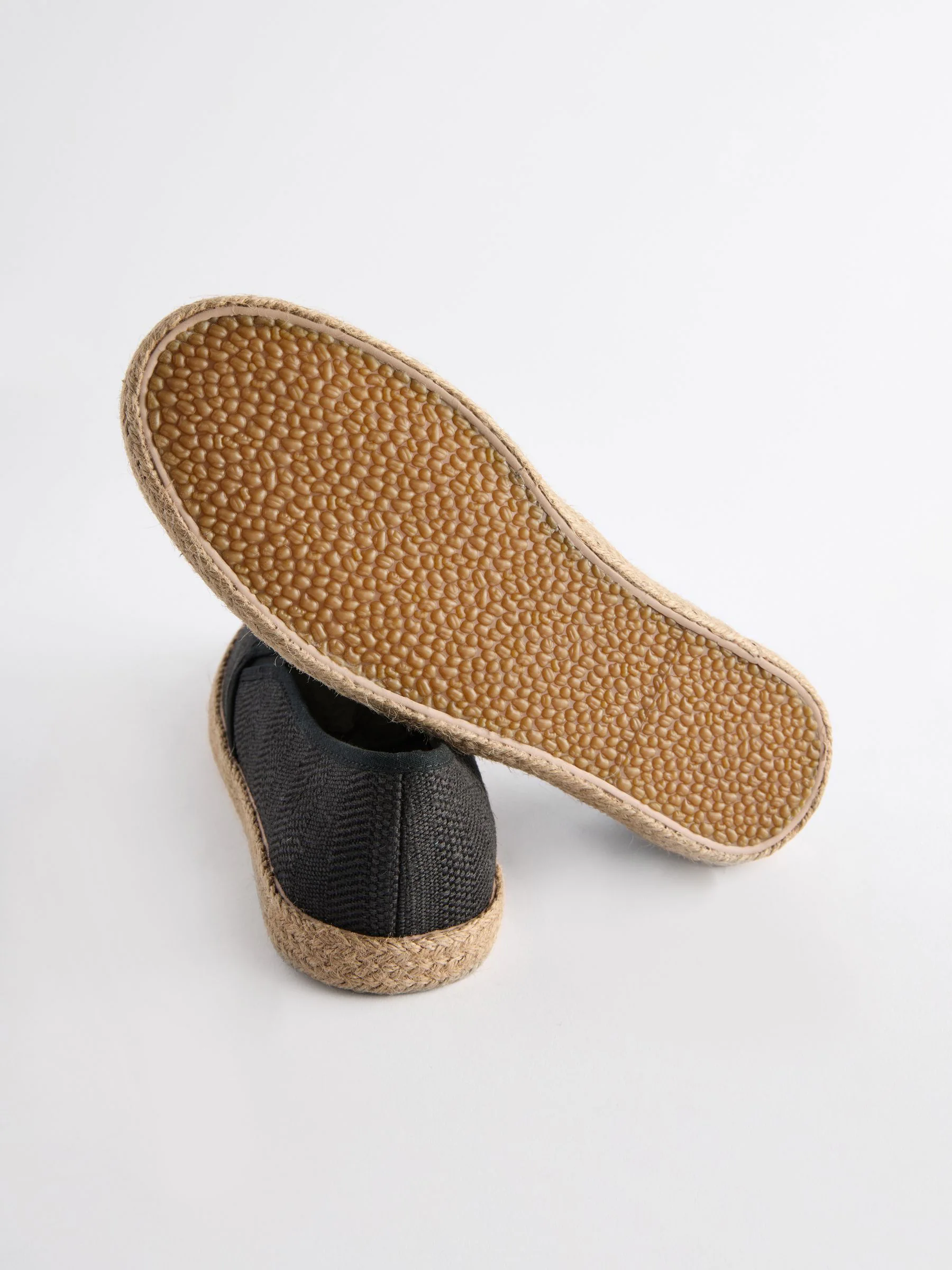 Zwart - Espadrilles met textuur