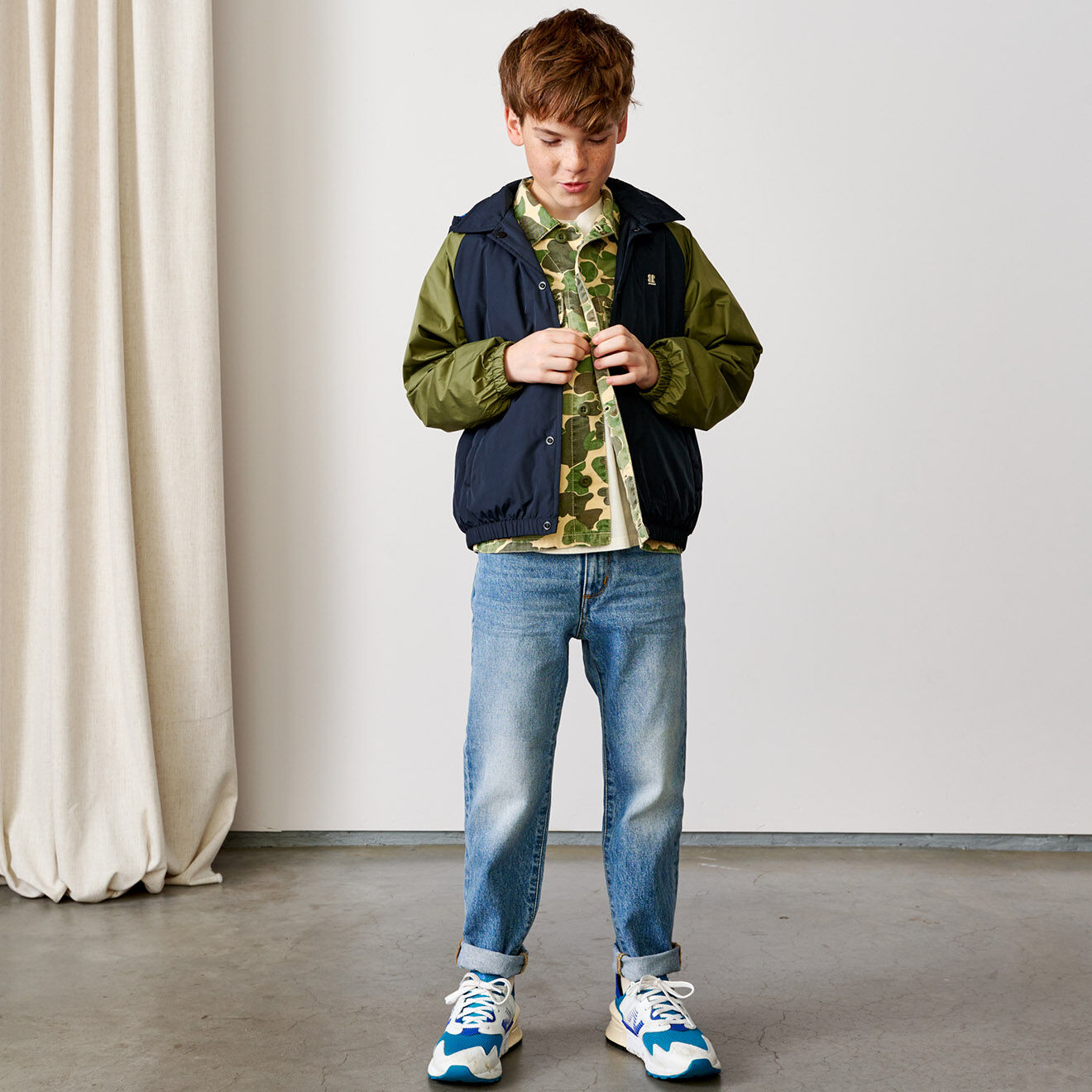 Bellerose Veste coupe-vent à capuche Harvard bleu nuit/kaki