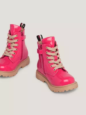 Botas de motociclista com cadarço e acabamento envernizado