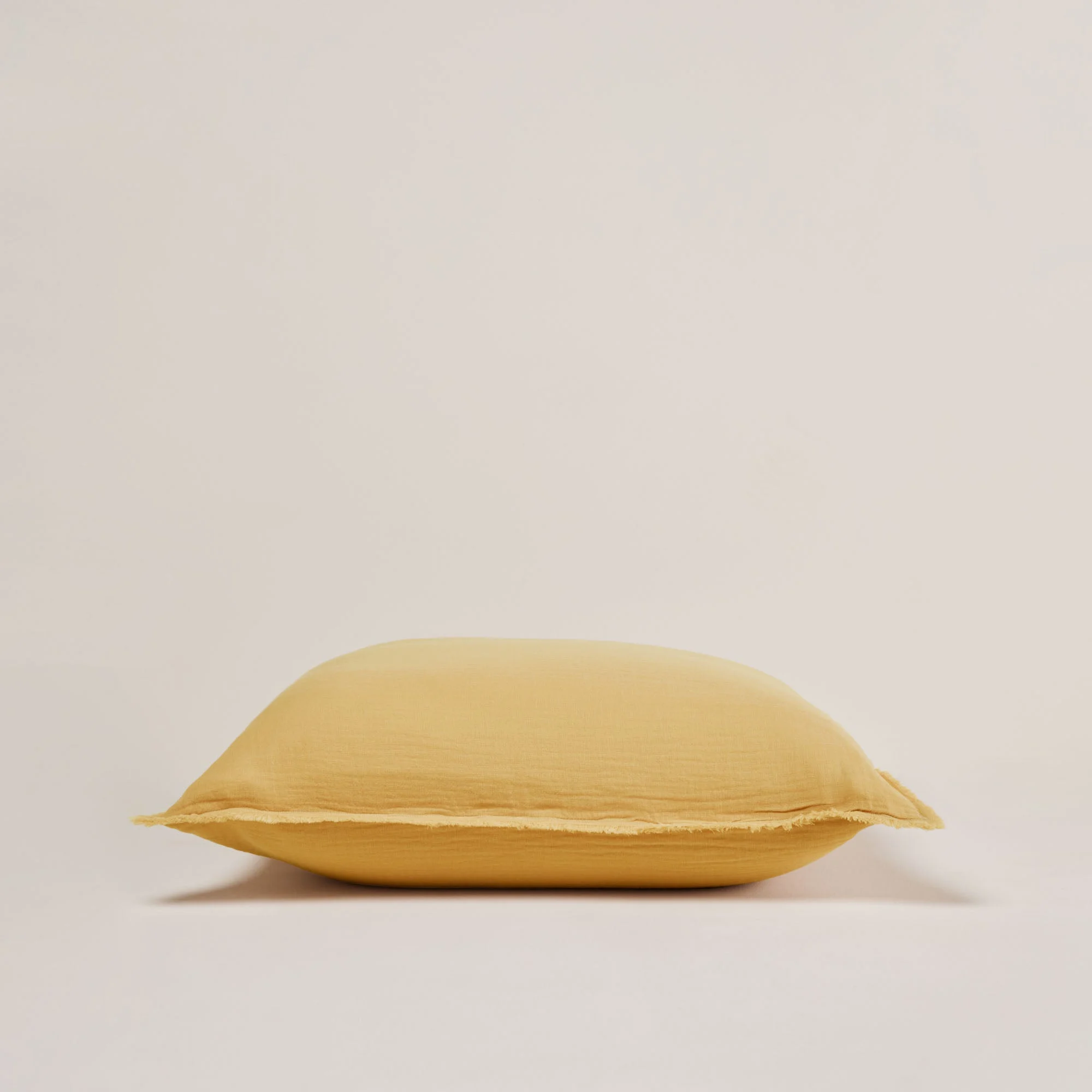 LOU - Taie d'oreiller | Jaune