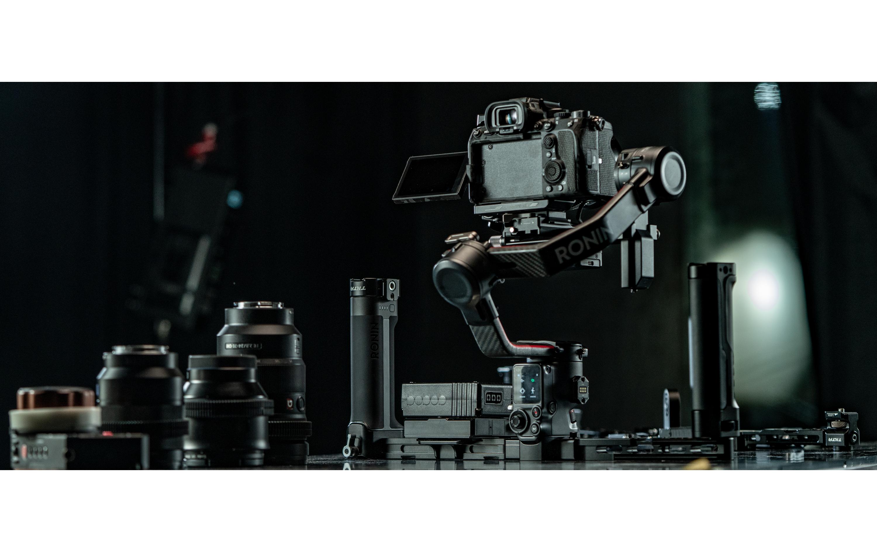 TGA-DHB Halterung<br>Dual Handle Stromversorgungshalterung für DJI Ronin