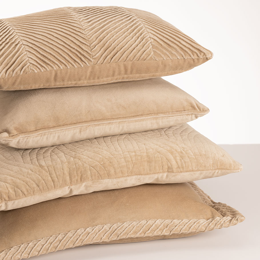 Sierkussen Cord piping velours natural 45x45 cm
