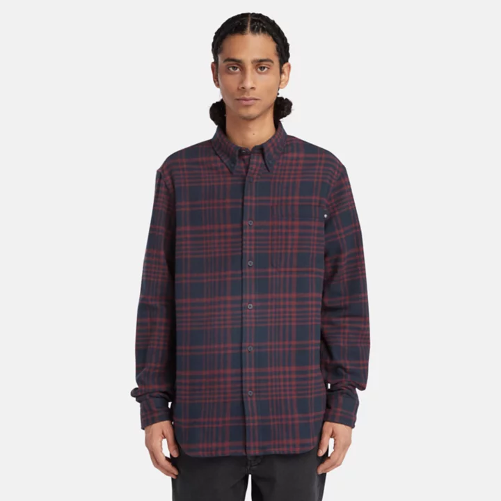 Camisa xadrez de flanela grossa para homem na cor bordô.