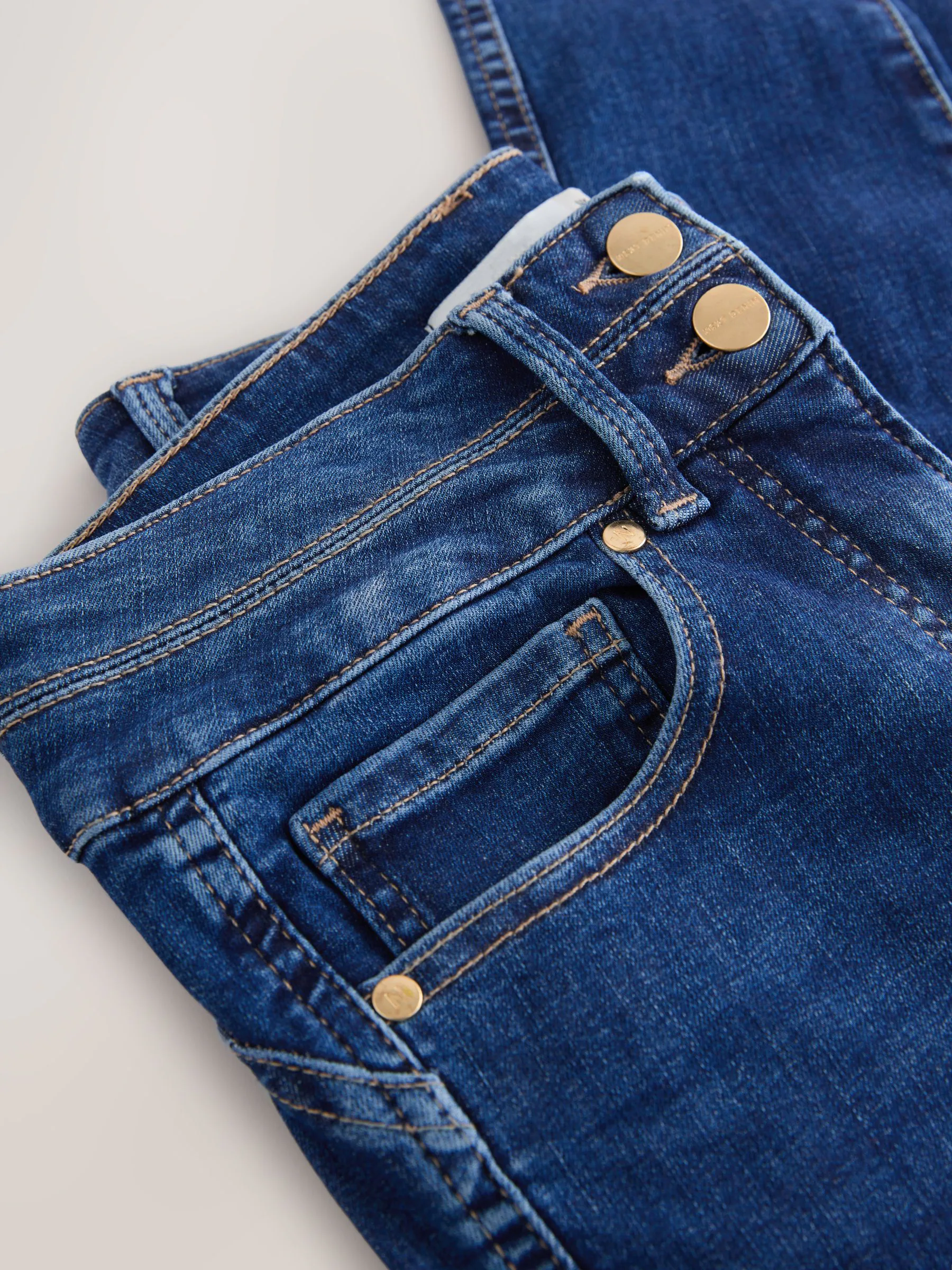 Middenblauwe denim wassing - Skinny jeans met verlengings- en afslankeffect