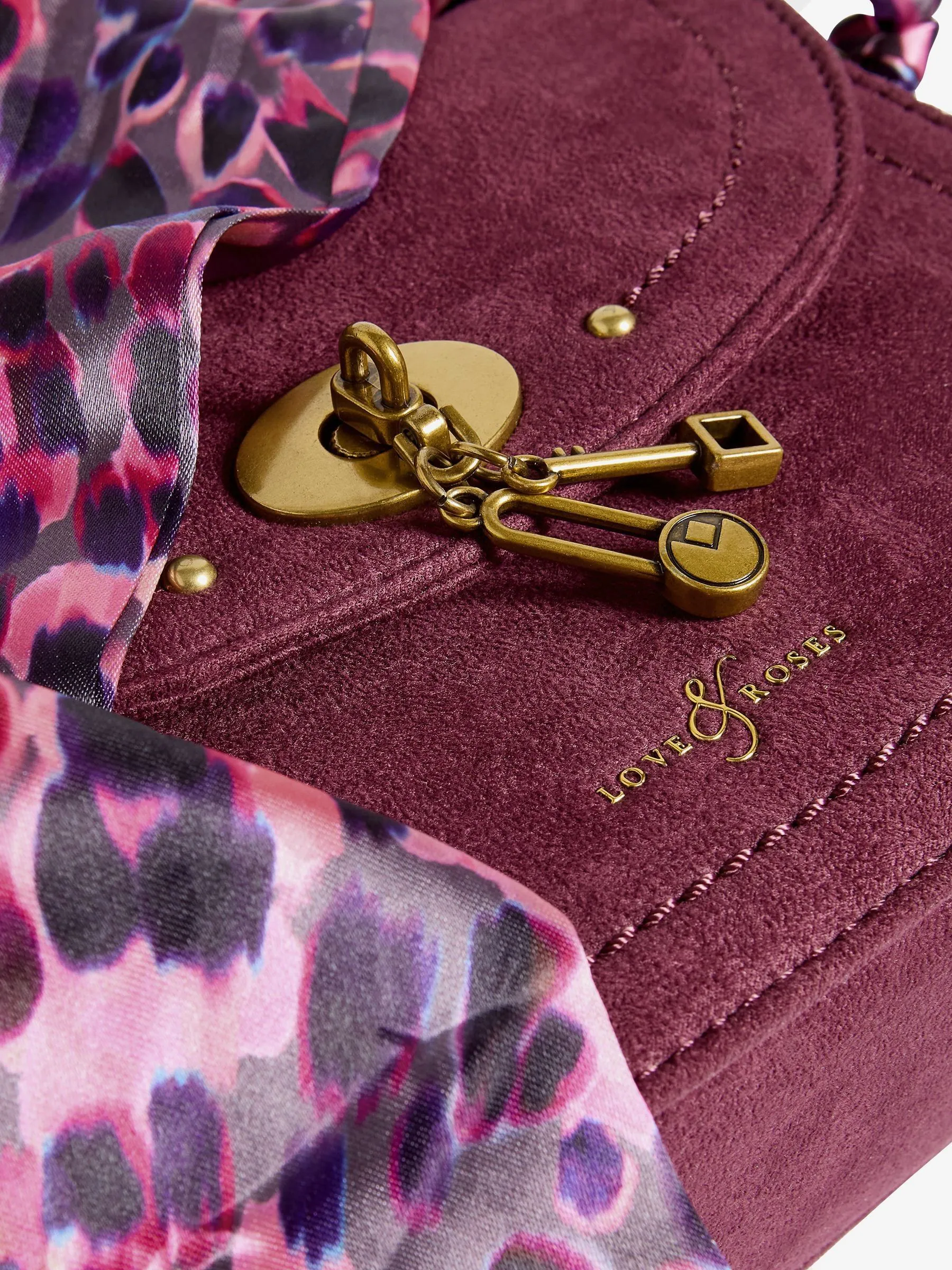 Bordeauxrood - Love & Roses Faux Suede Saddle Cross-Body Bag