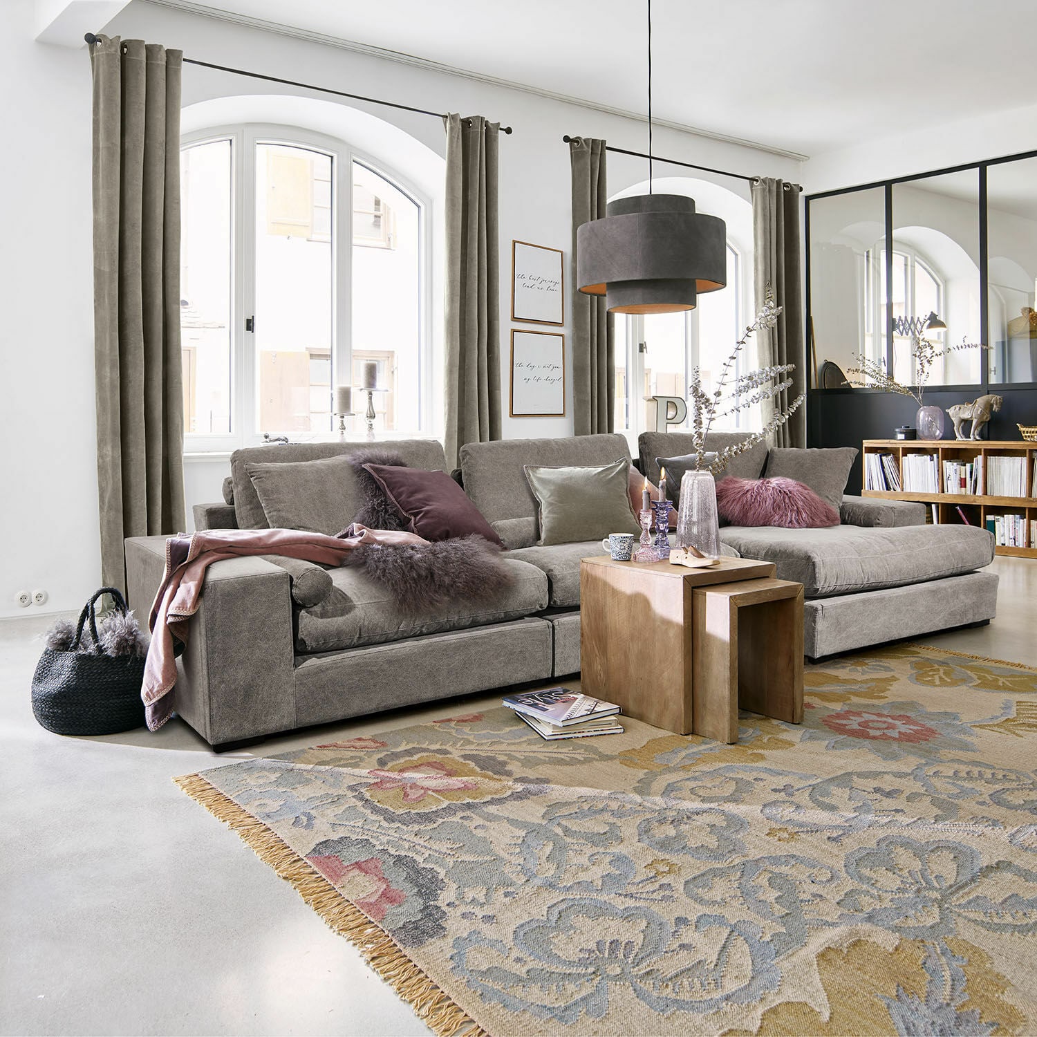 Sofa Meredith grau