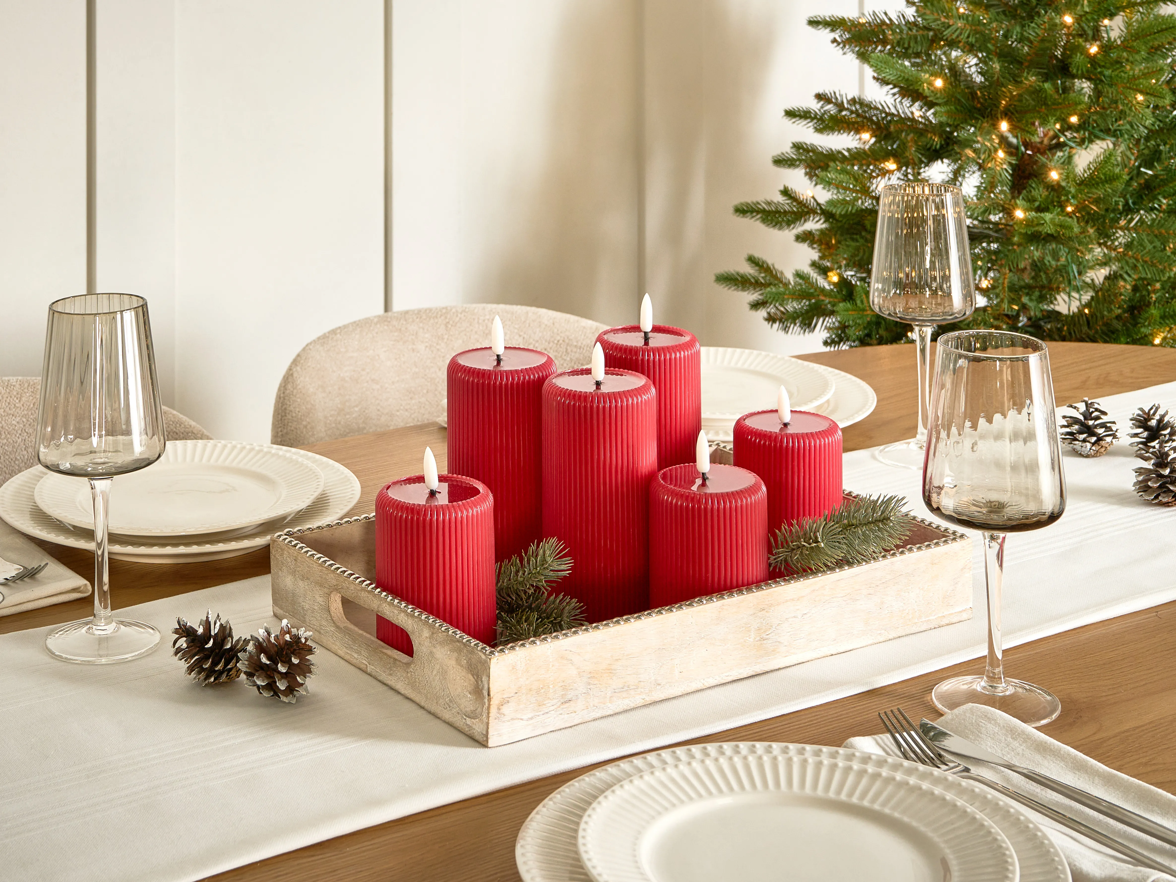Set van 6 LED kaarsen NOISETTE 10/16 cm Rood