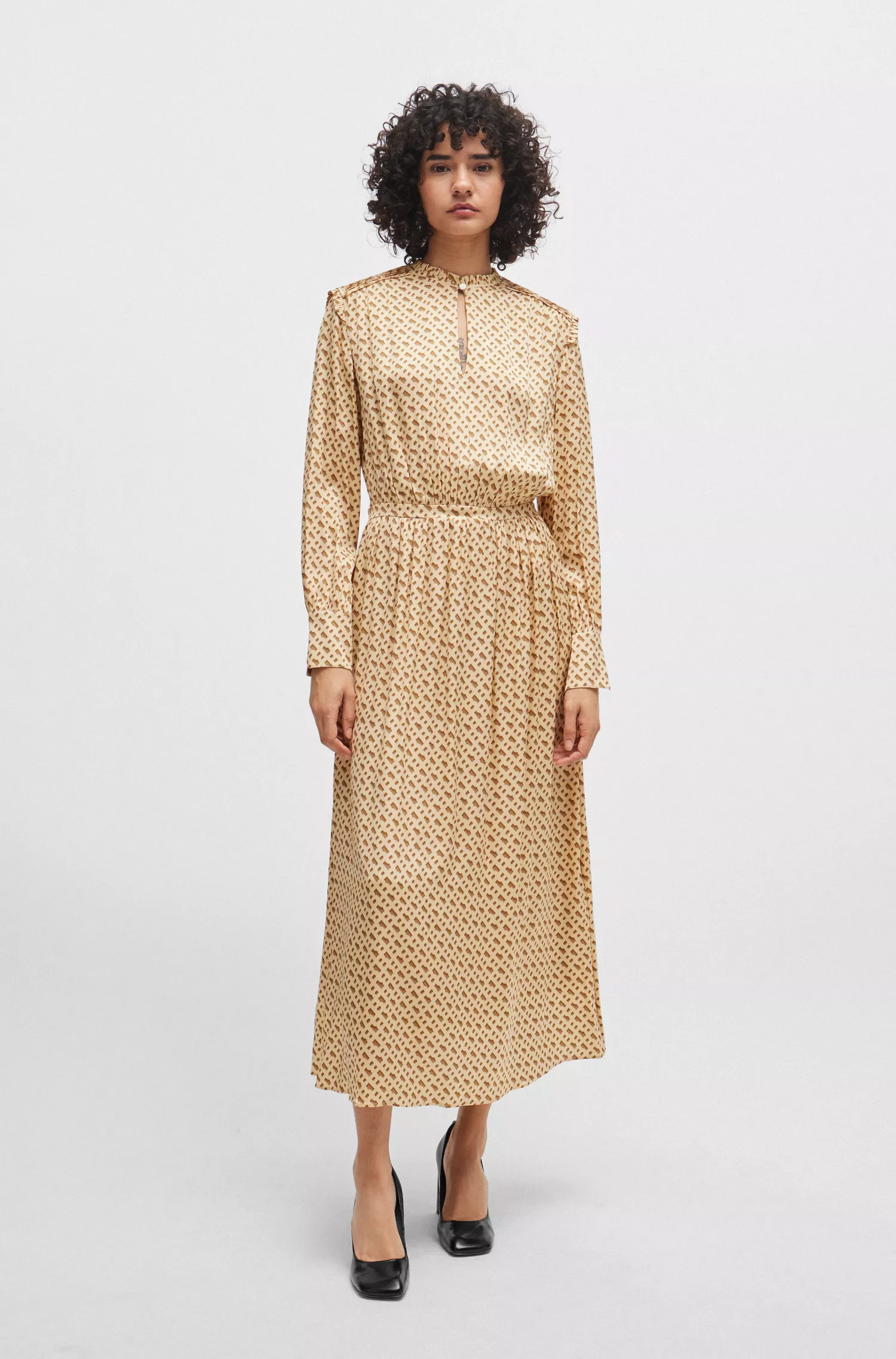 Vestido BOSS em mistura de seda preta com estampa de monograma