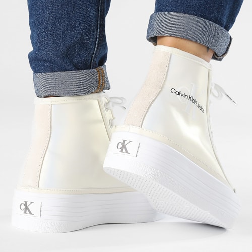 Baskets Femme Bold Vulcan Flatform Mid Lace Up 1226 Creamy White Eggshell