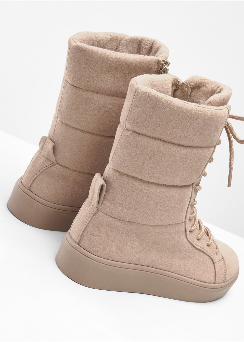 Boots à lacets