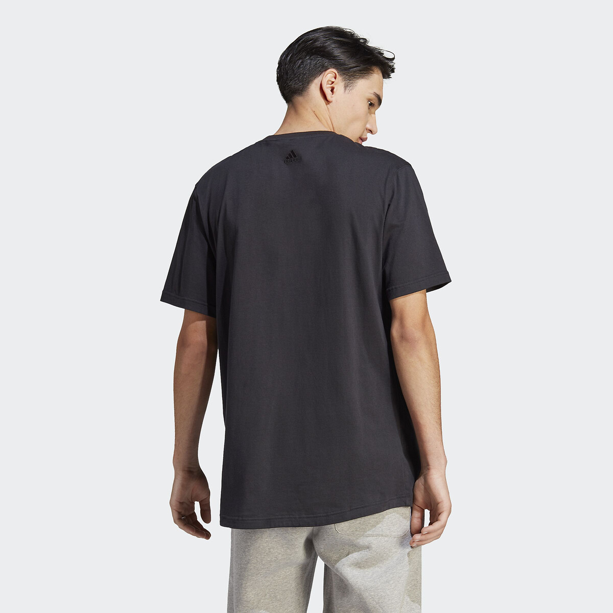 ADIDAS ROUPAS ESPORTIVAS<br>Camiseta com estampa do logo Future Icons