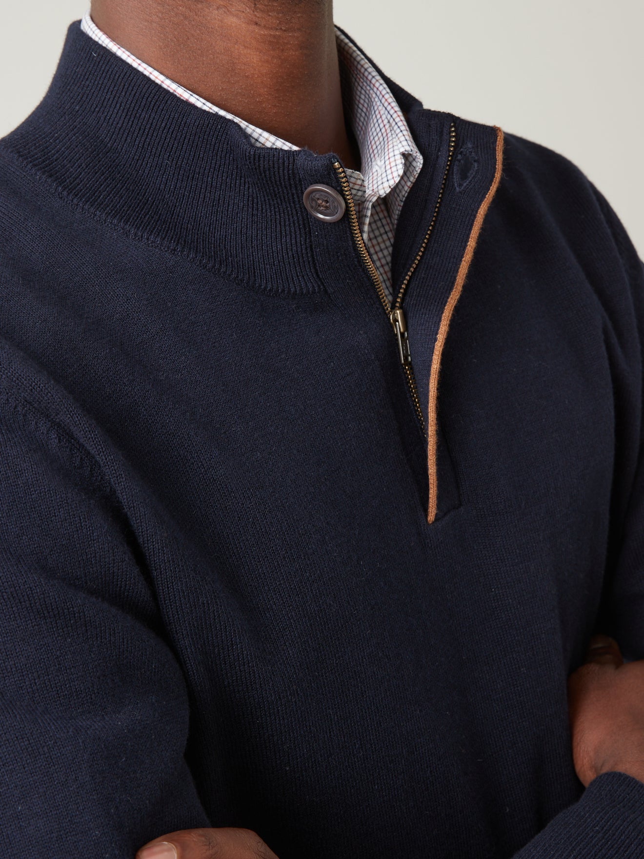 Pull homme col montant zippé