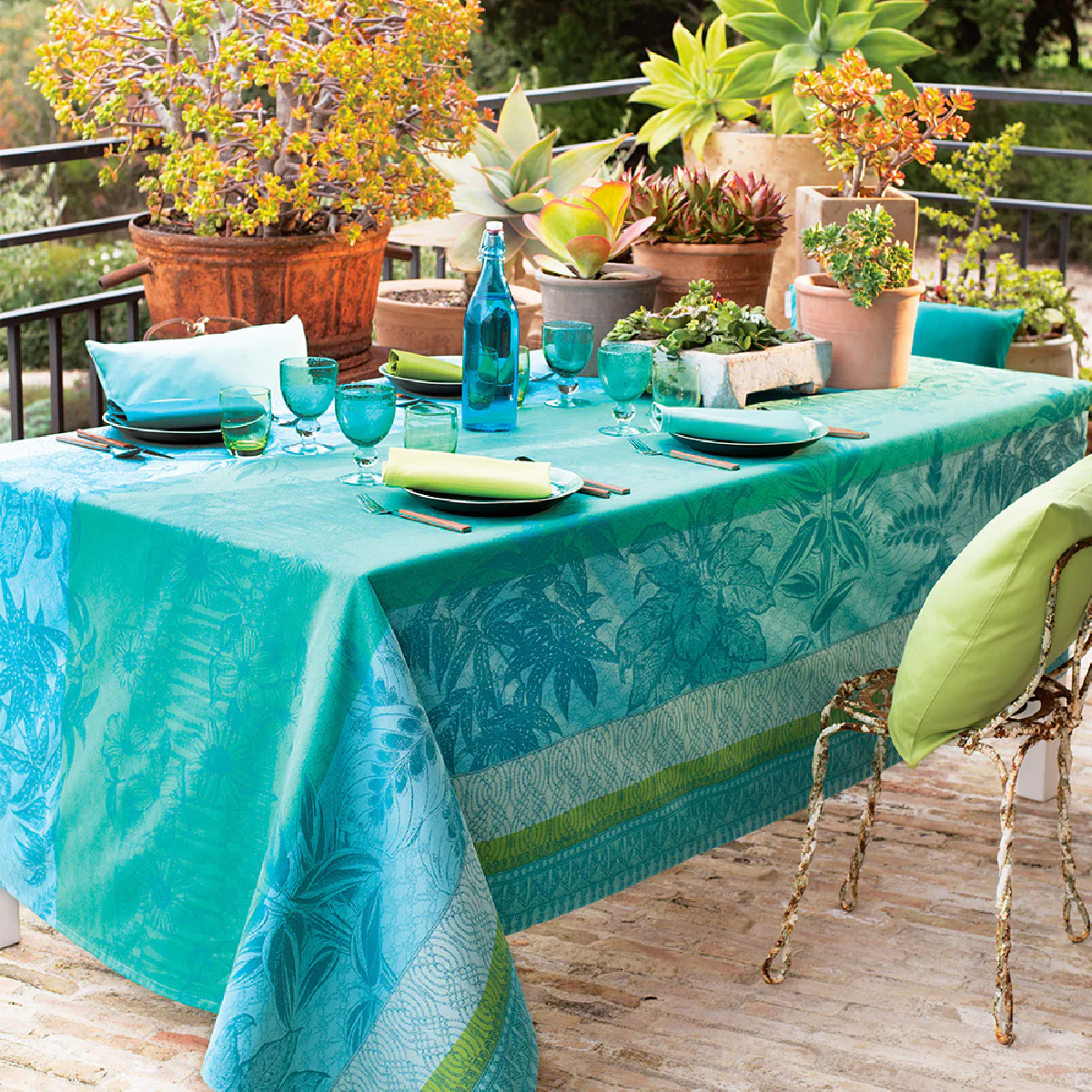 Nappe pur coton vert 155x225 Garnier Thiebaut
