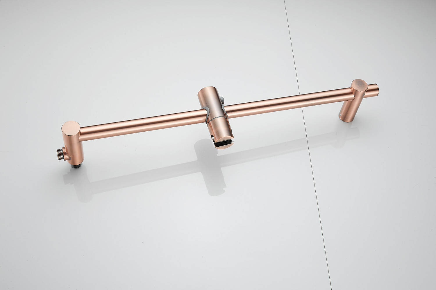 Saniclear Plus douche glijstang met wateraansluiting 60cm geborsteld koper