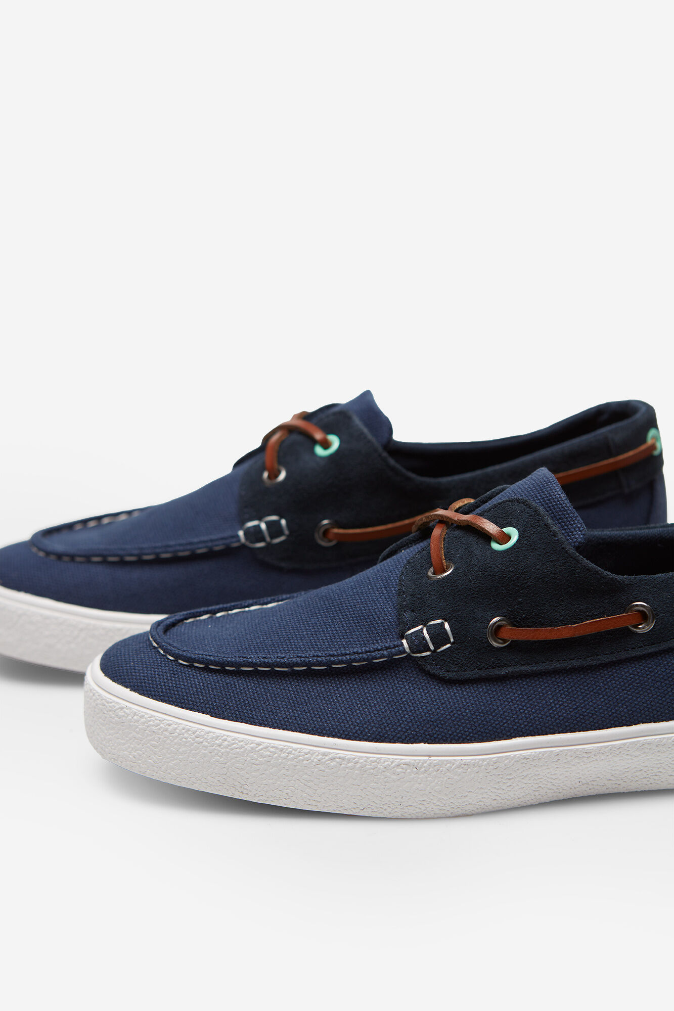 Sapato náutico em tecido e couro - Azul marinho