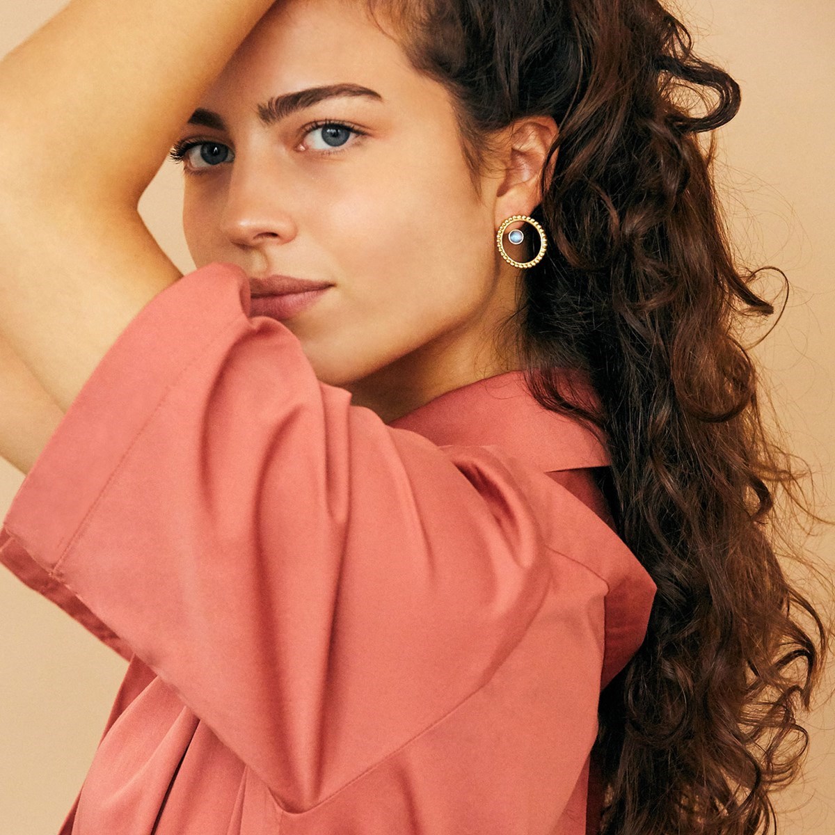 Boucles cercles de perles et pierres en Vermeil