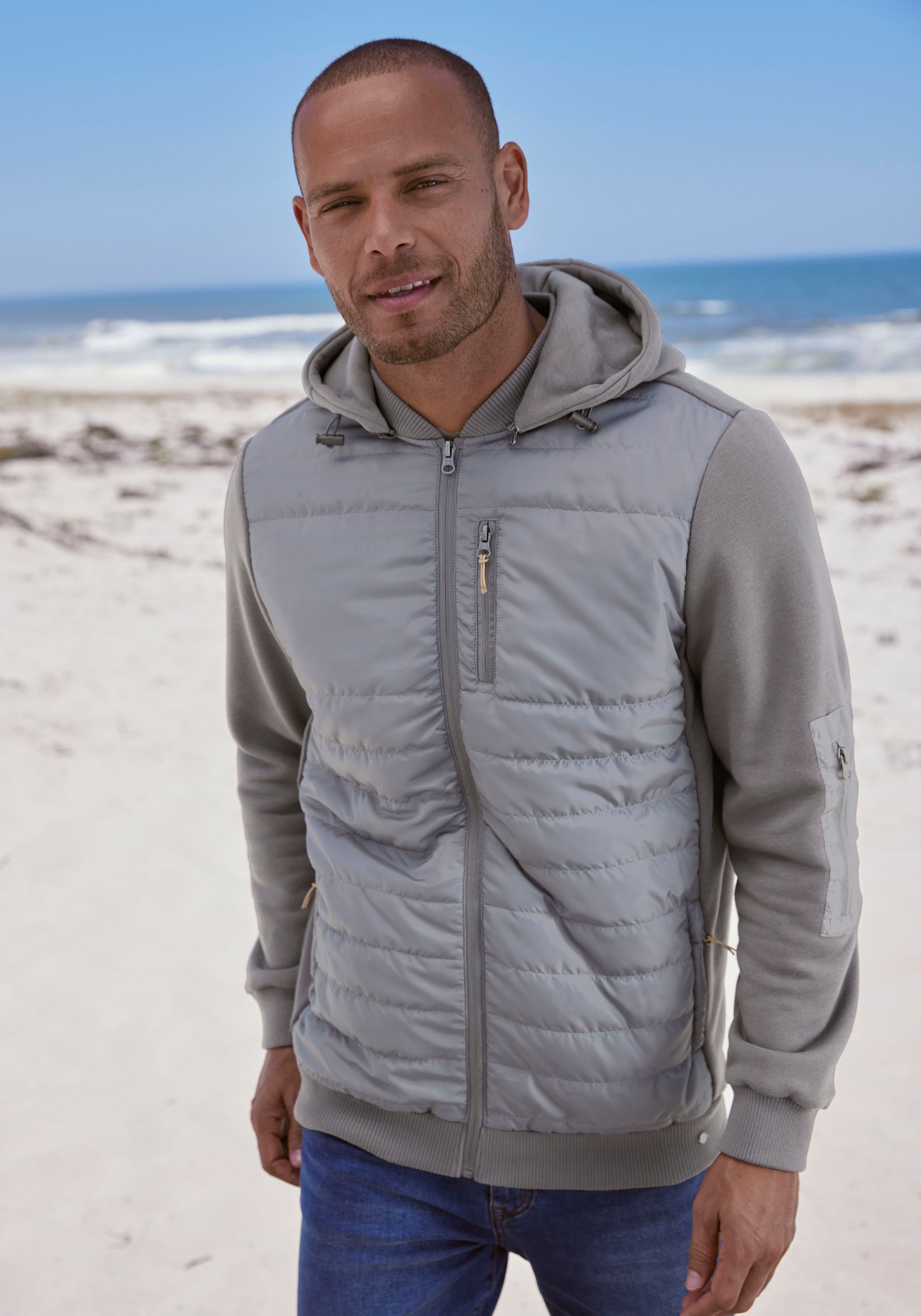 H.I.S Kapuzensweatjacke , im vorderen Bereich gesteppt, mit abnehmbarer Kapuze