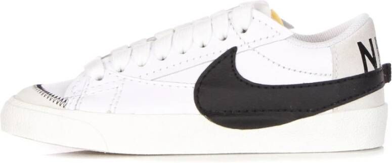 Nike Blazer Low '77 Jumbo sneaker van leer met suède details