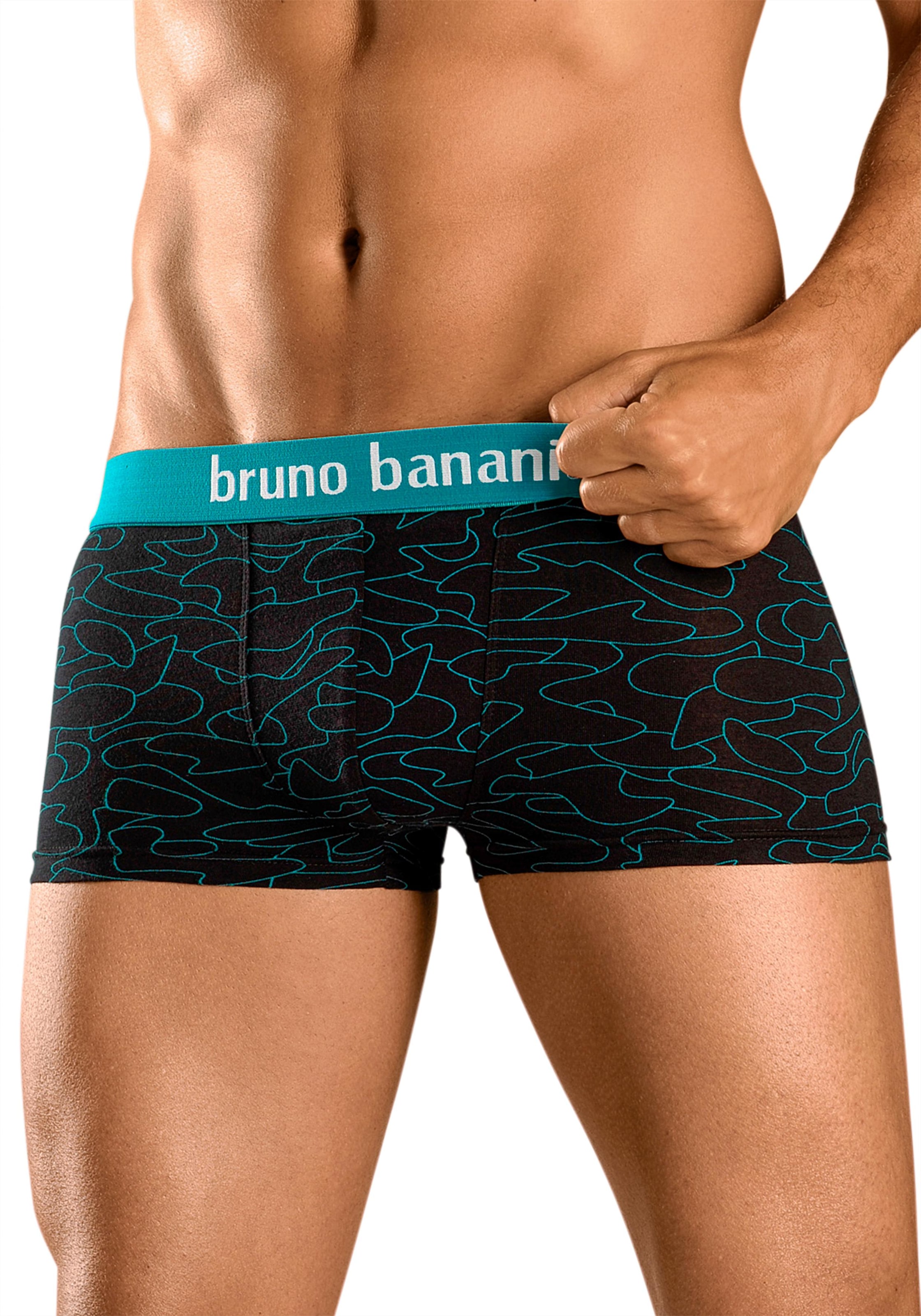 Bruno Banani Hipster, 4 Stk. knapp sitzende Boxershorts in uni oder gemustert aus Baumwollmischung