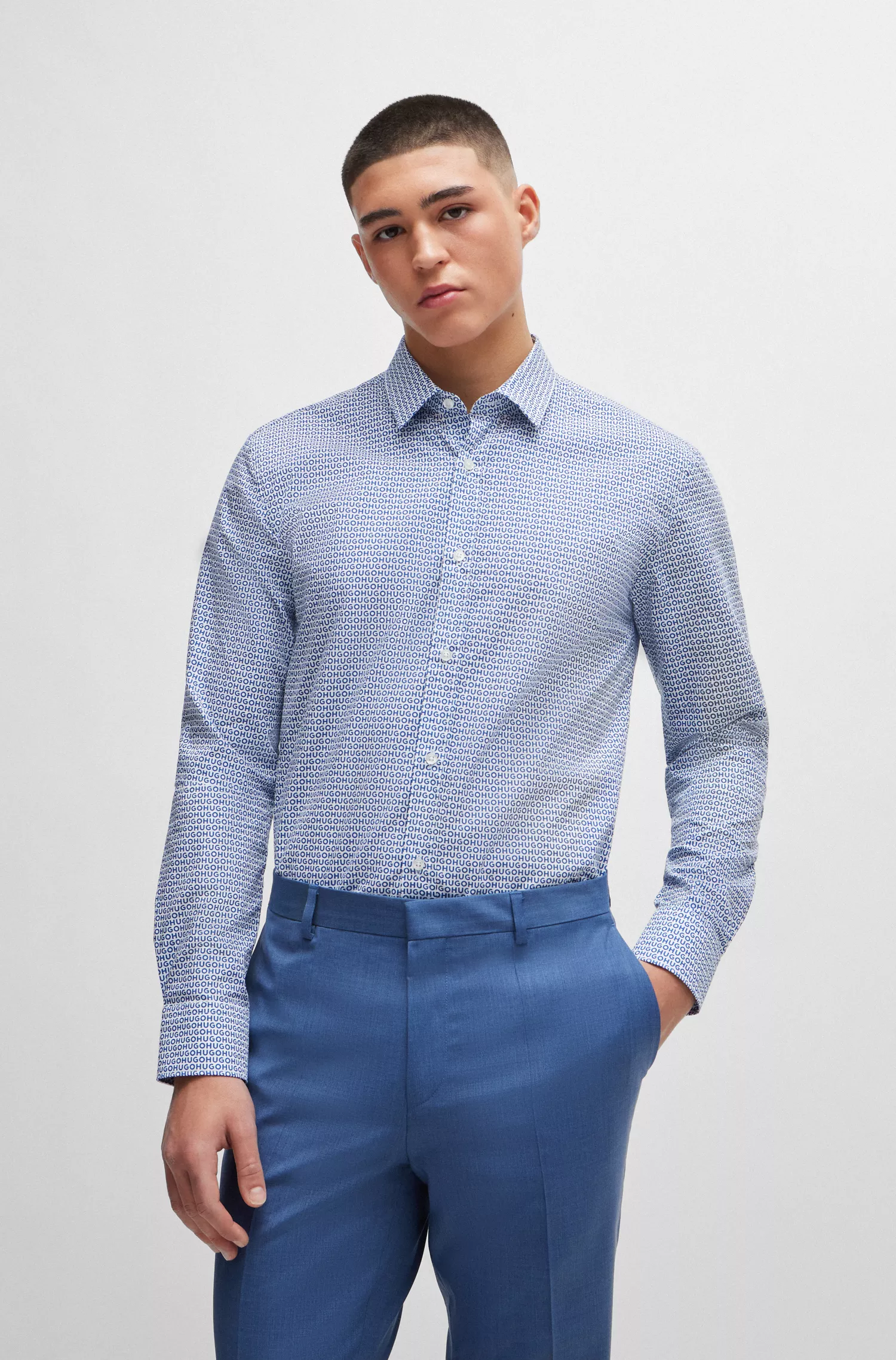 Camisa HUGO vermelha, extra slim fit, em popeline de algodão estampado.