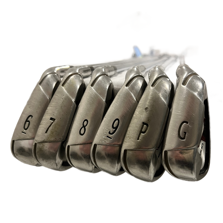Wilson Staff D200 Iron Set