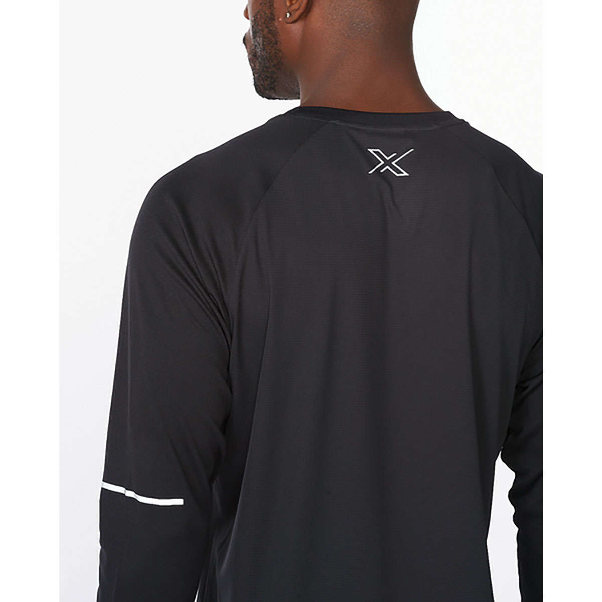2XU Aero Hardloopshirt Lange Mouwen Zwart Heren