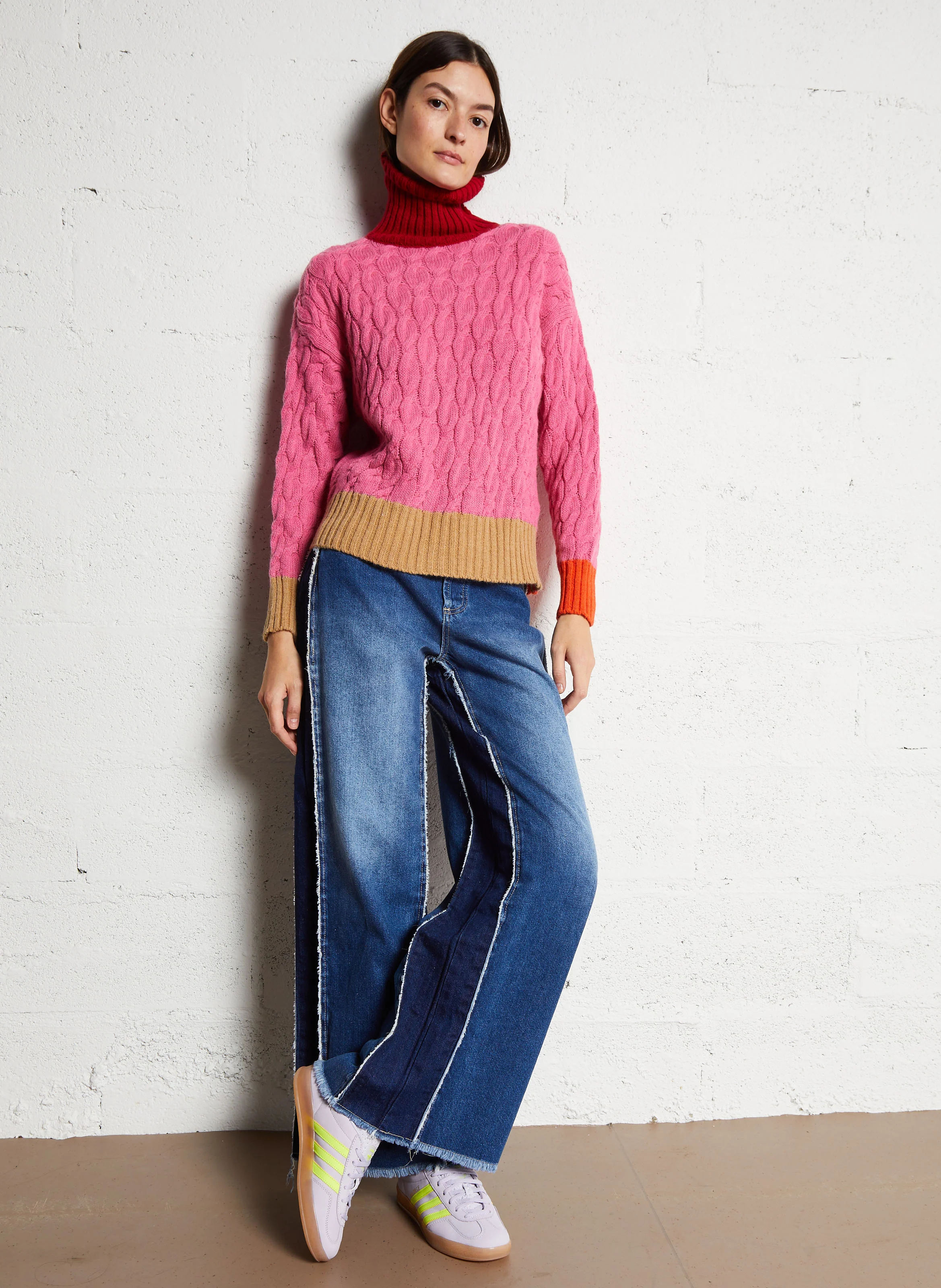 JAZZY - Pull col roulé en maille torsadée | Rose