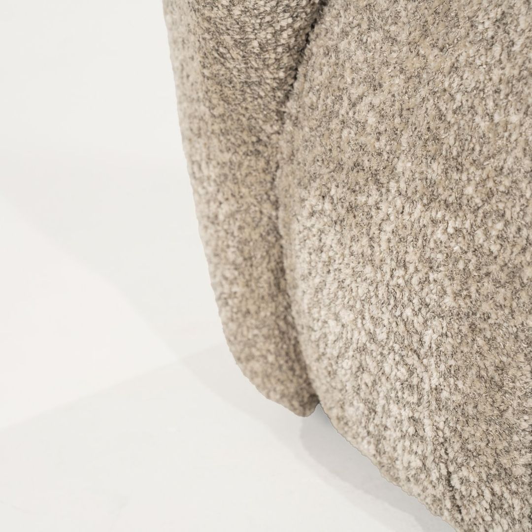 Fauteuil Roux Taupe van By Boo