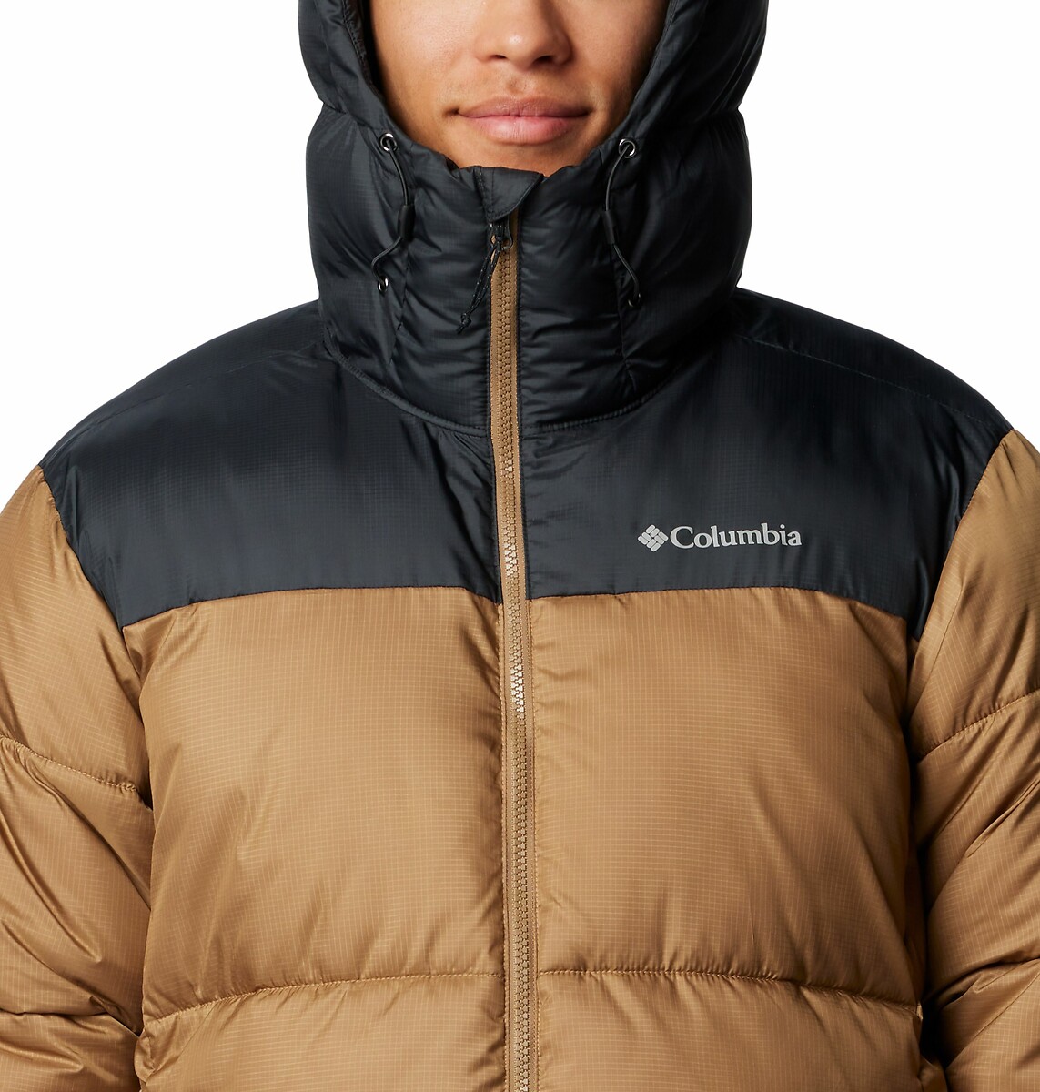 COLUMBIA<br>Jaqueta curta de plumas, inverno