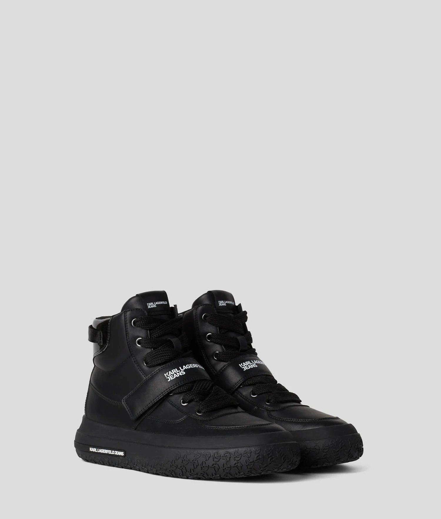 BASKETS MONTANTES KLJ KUP