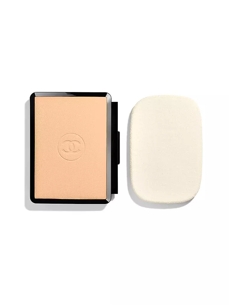 CHANEL  KOMPAKT-MAKE-UP FÜR HÖCHSTE PERFEKTION. EXTREM LANGANHALTEND. HOHER TRAGEKOMFORT. 13G NACHFÜLLUNG beige