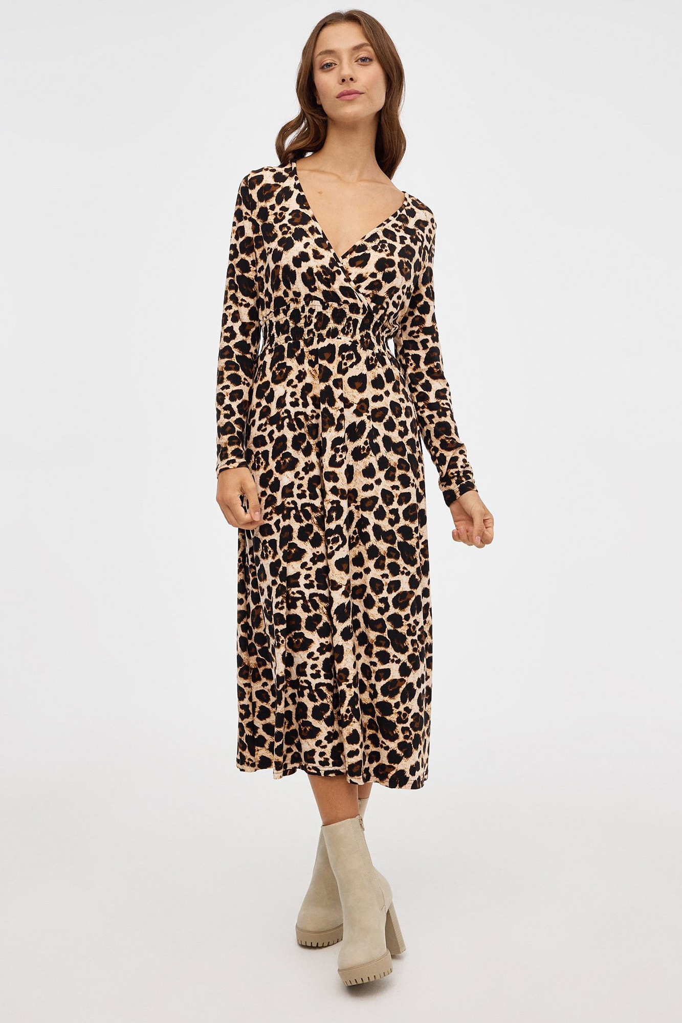 Vestido midi com estampa animal