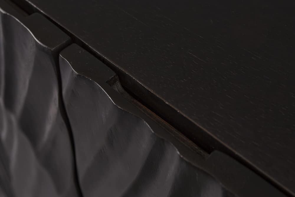 Massives Highboard SCORPION 120cm schwarz Mangoholz aufwendige 3D Schnitzereien