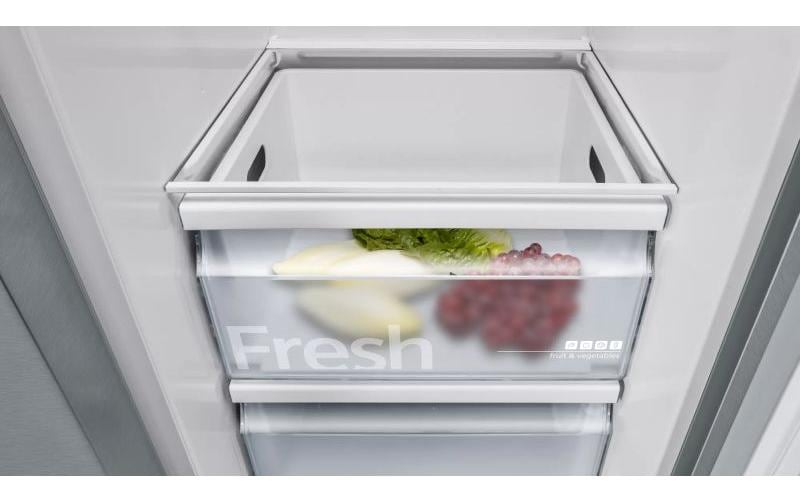 Foodcenter KA93DAIEP<br>Side-by-Side-Kühlgerät mit Gefrierteil links und Kühlteil rechts
