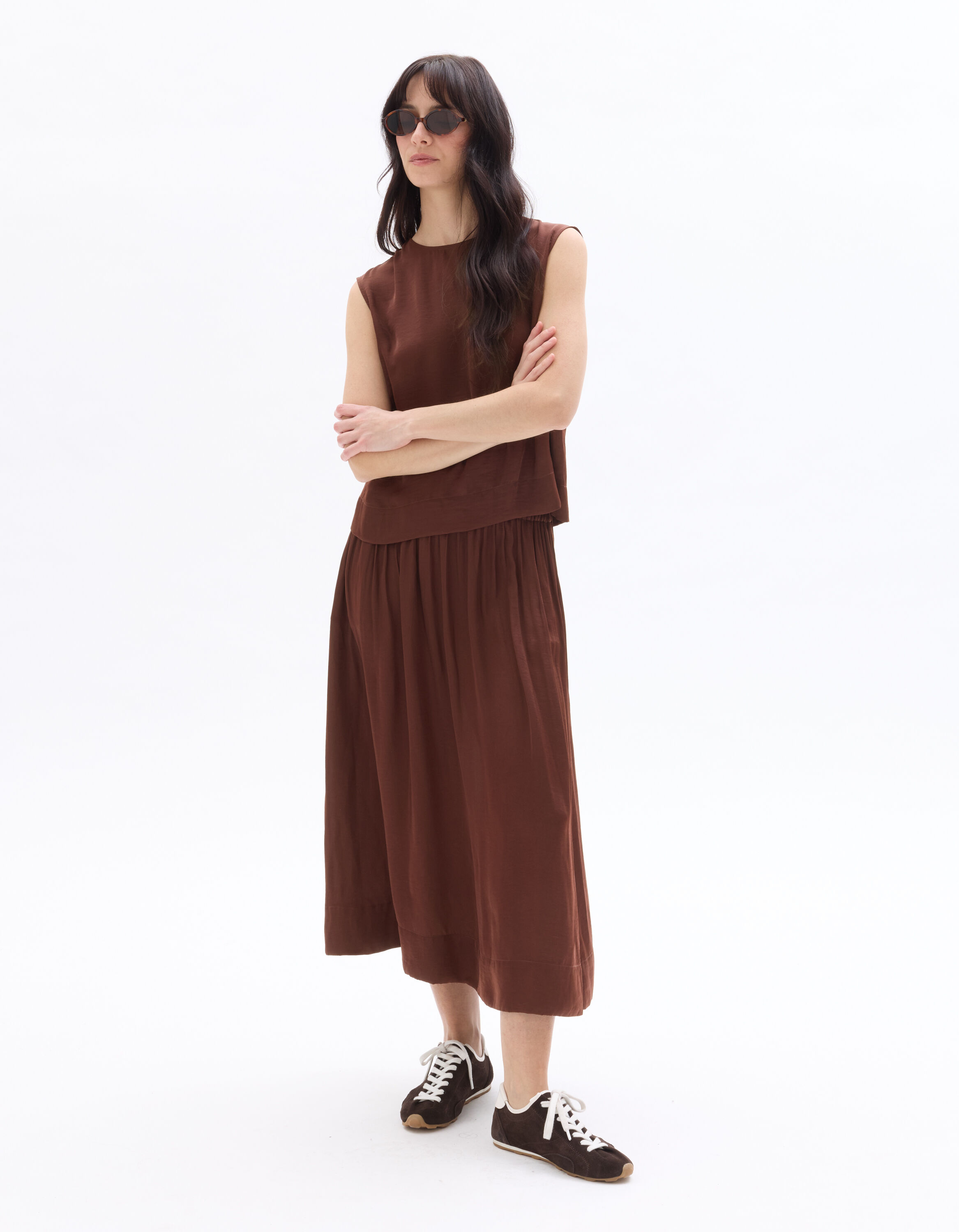 Blouse en satin sans manches - marron