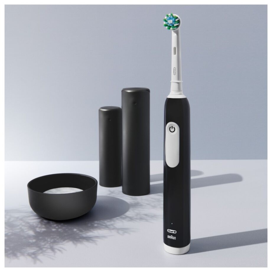 Oral-B - Pro1 Sort Elektrisk Tandbørste + TC