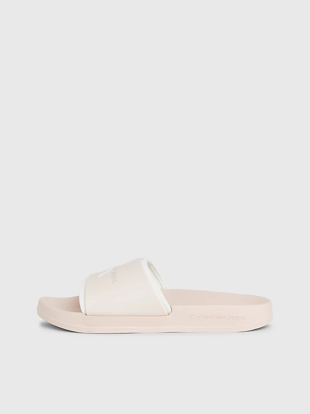 Chinelo com logotipo