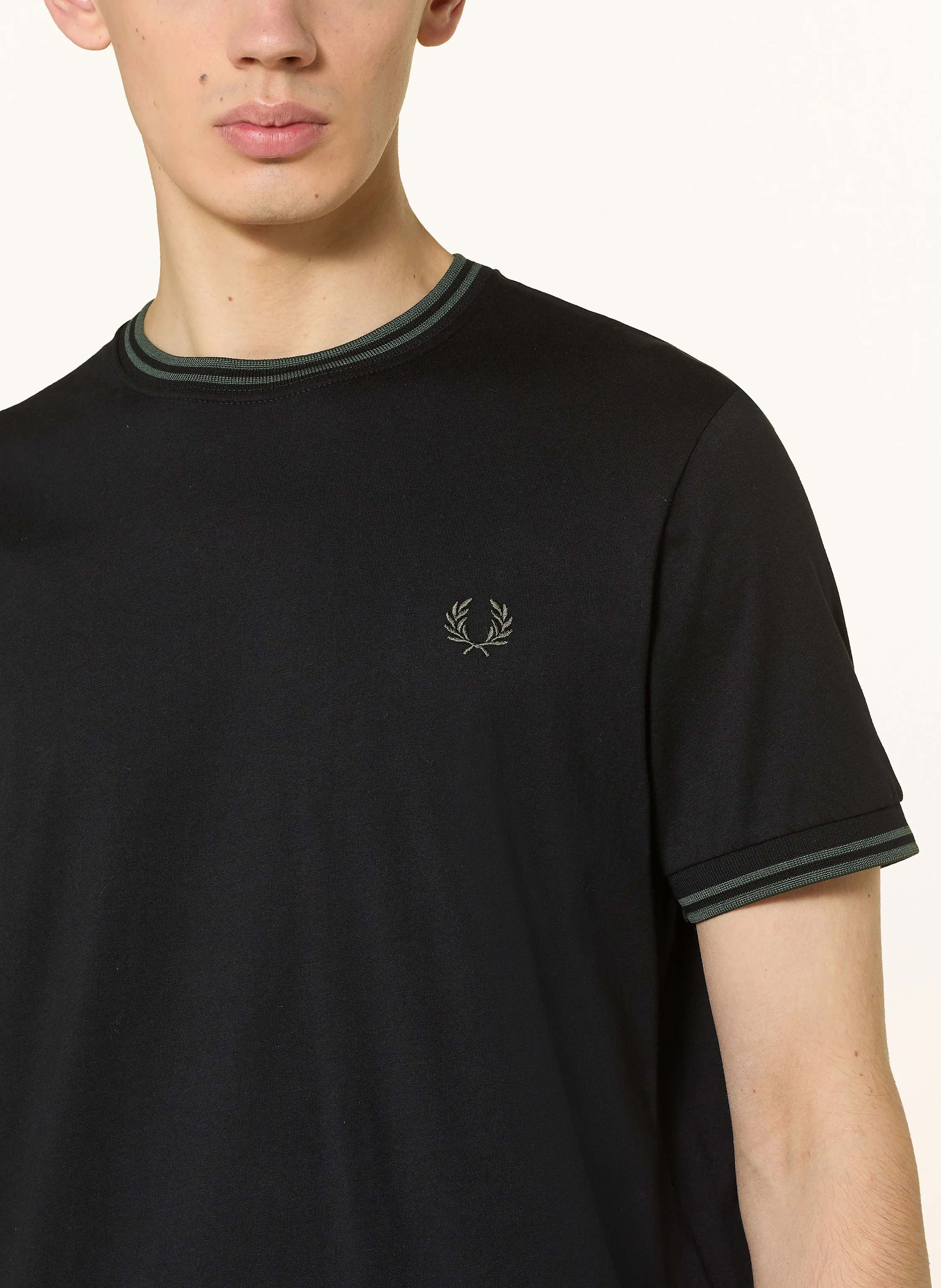 FRED PERRY T-Shirt