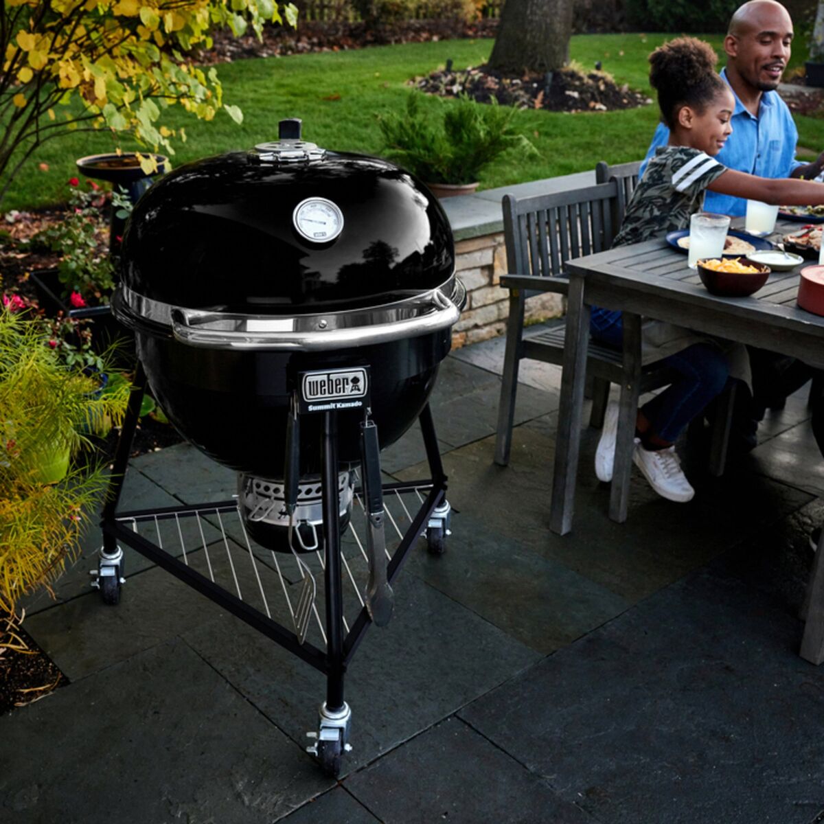 Summit Kamado E6 kullgrill
