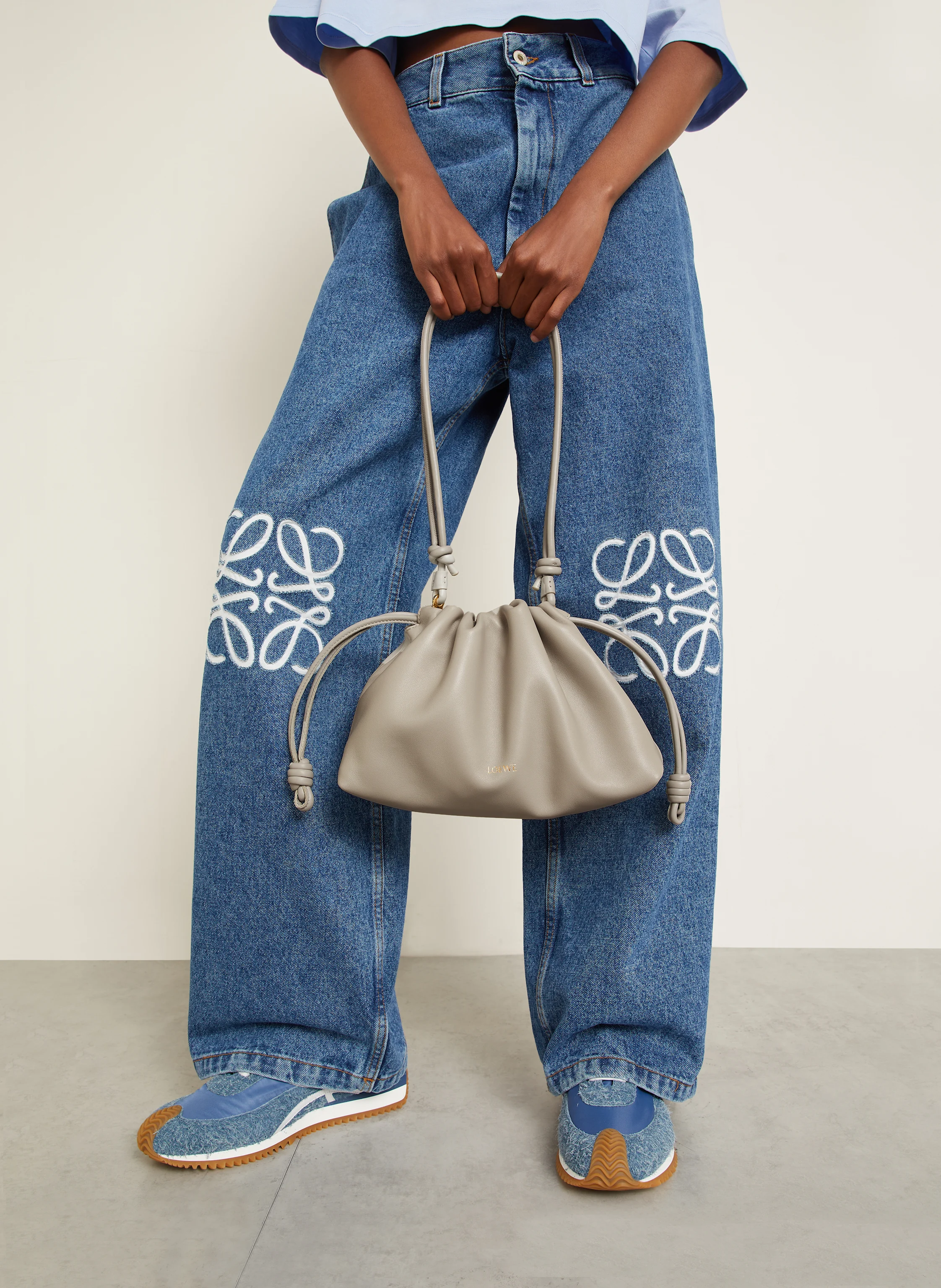 LOEWE Clutch FLAMENCO