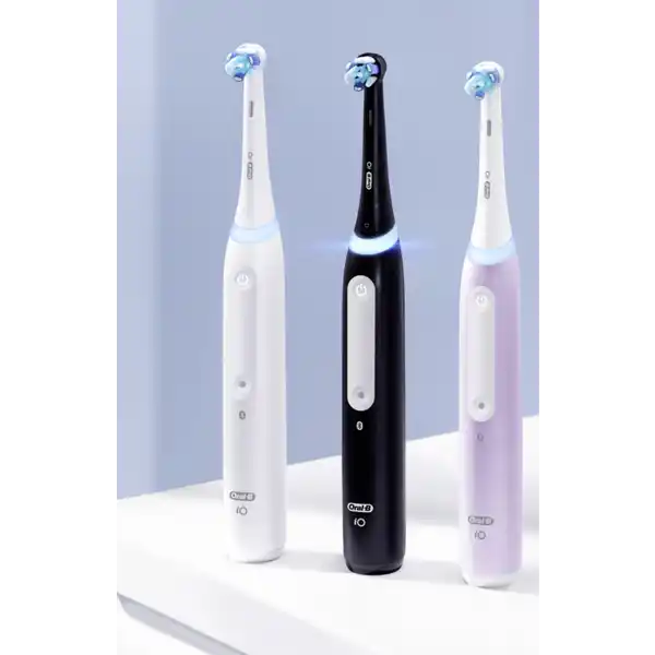 Elektrische Zahnbürste iO Series 4 mit Reiseetui Lavender