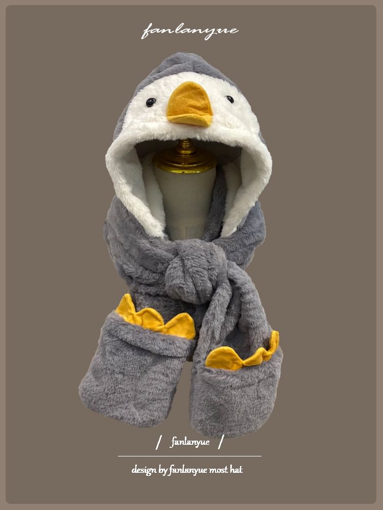 Zaalouk - Penguin Fluffy Hooded Scarf