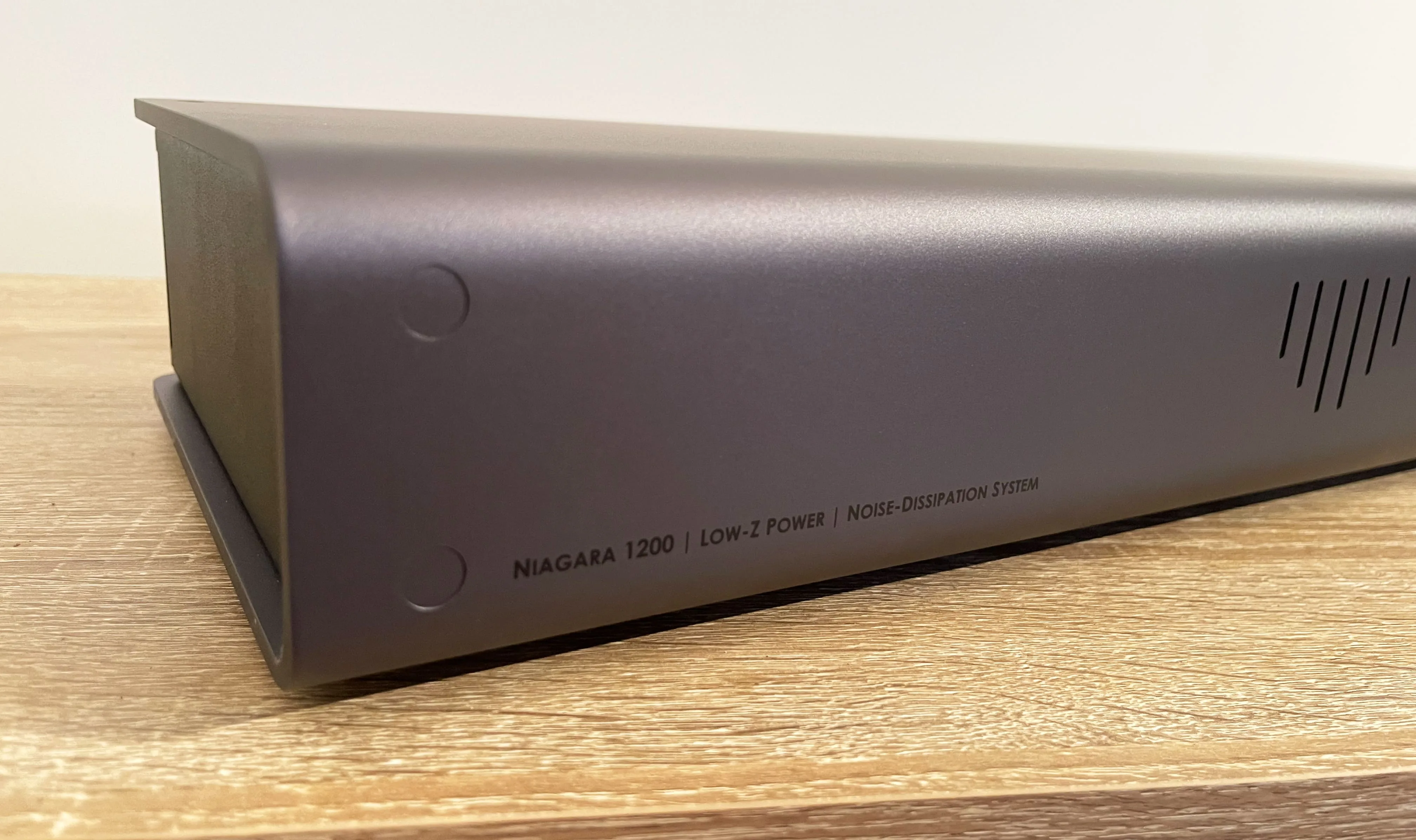 Audioquest Niagara 1200   NRG-Y3 (2 m) Conditionneurs secteur