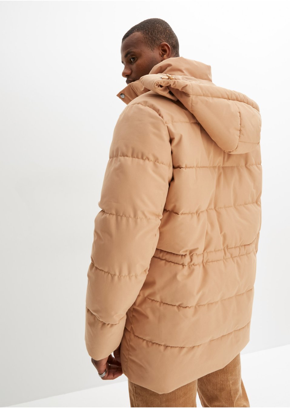 Veste matelassée avec capuche amovible et cordon coulissant en polyester recyclé