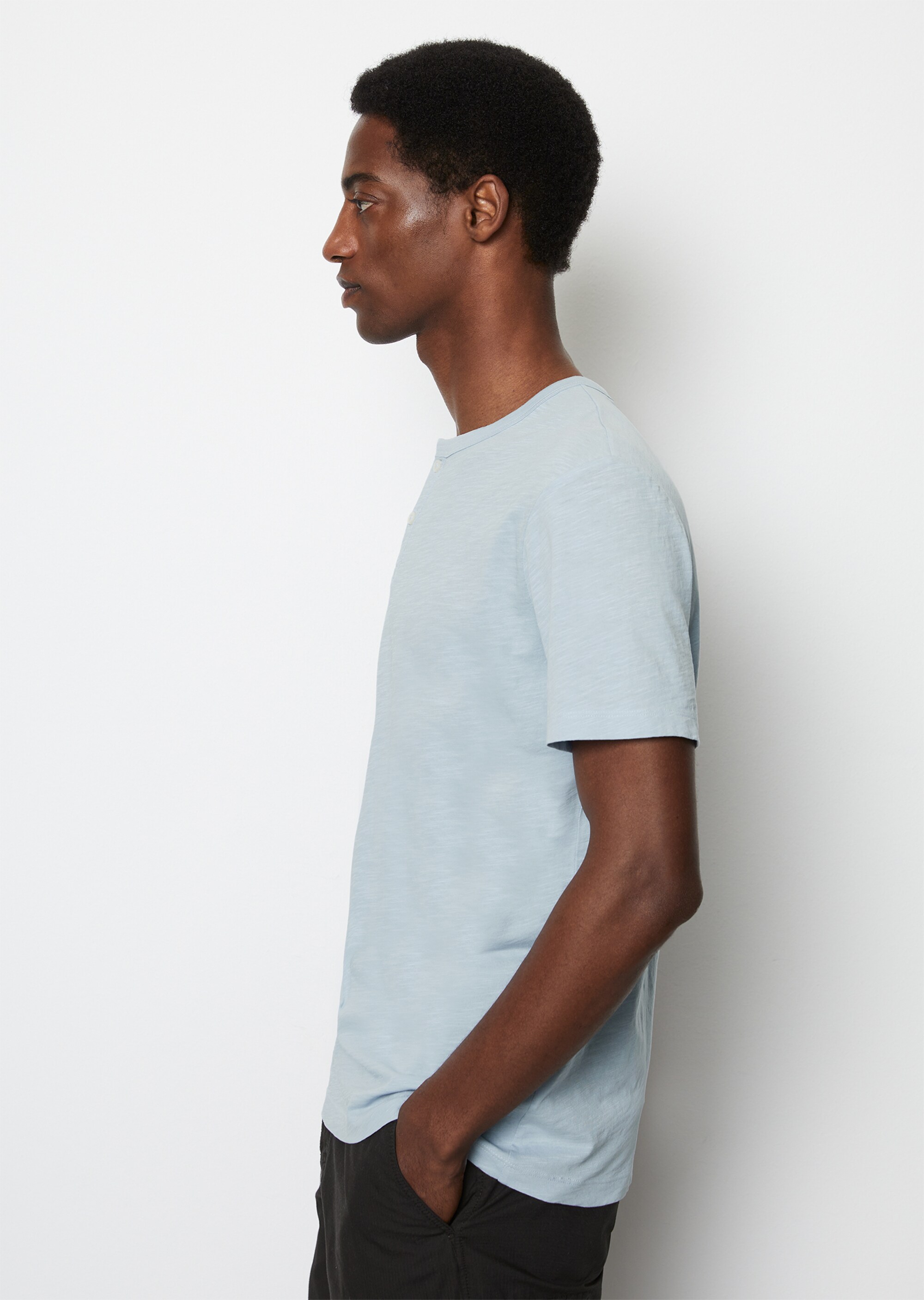 Henley-Shirt regular in softer Slub-Jersey-Qualität