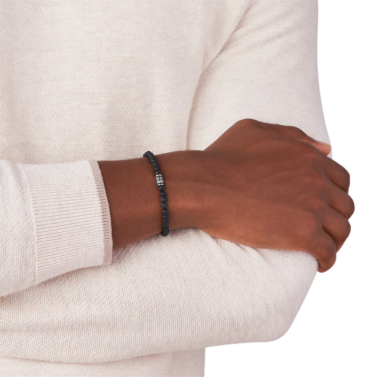 Bracelet FOSSIL acier cordon noir et pierres de laves noires.